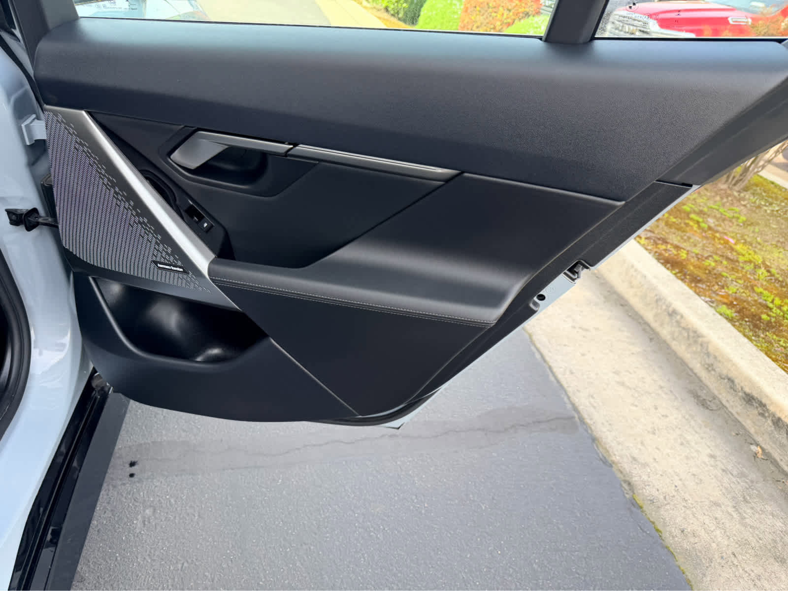 Used 2026 BMW 530i xDrive image 21