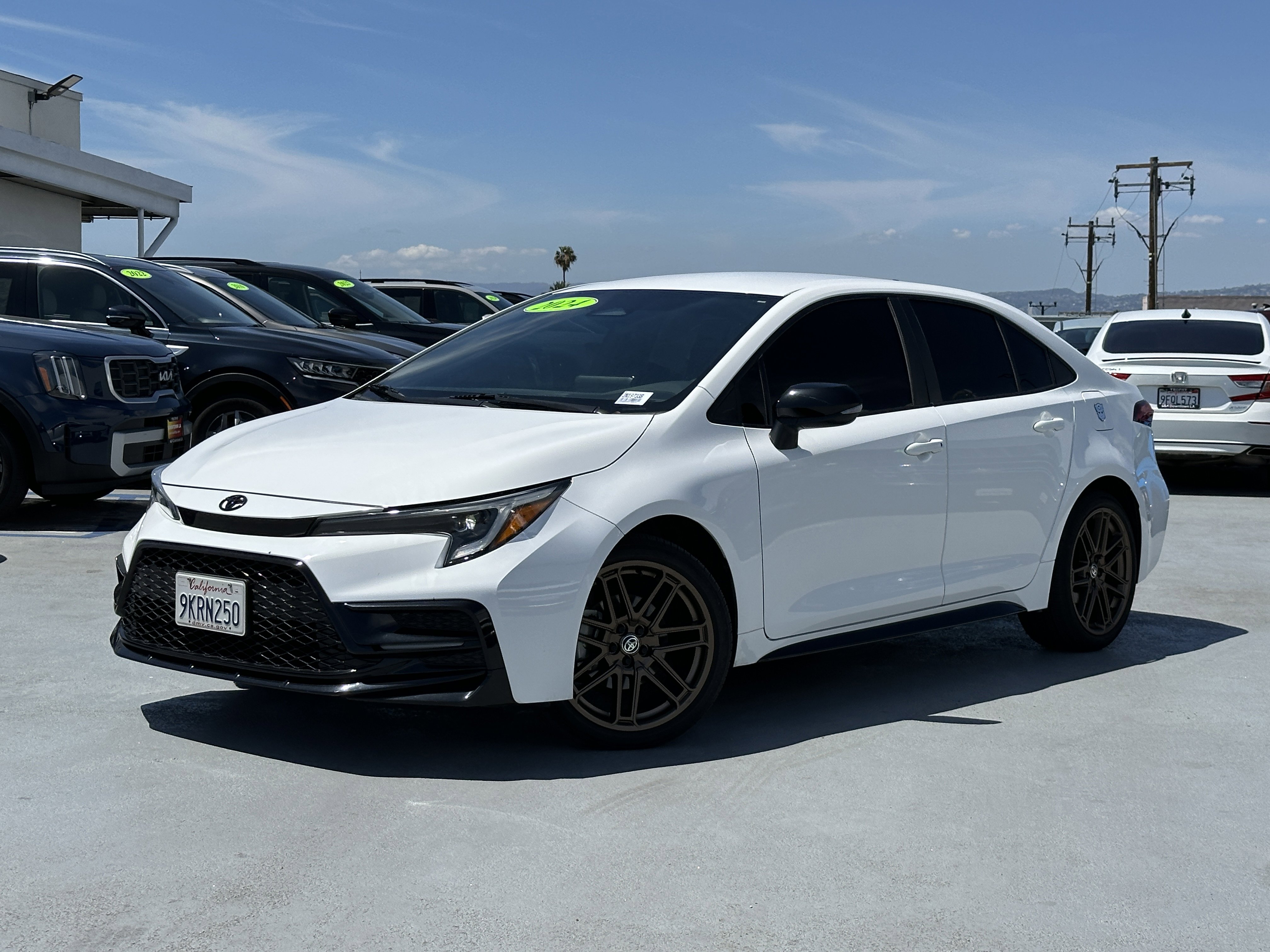 Used 2024 Toyota Corolla Sedan w/ SE Convenience Package FWD image 2