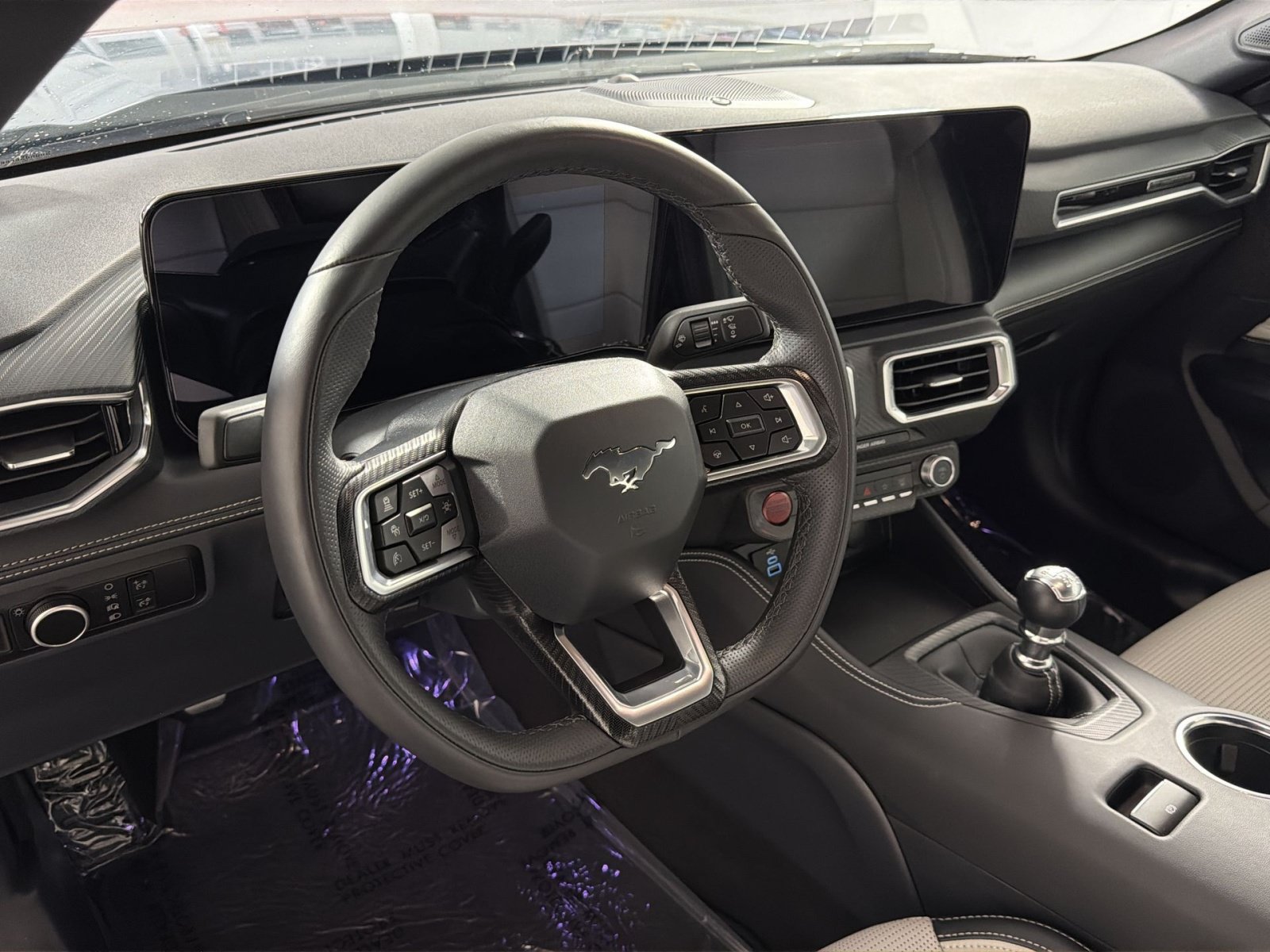 Used 2025 Ford Mustang GT Premium RWD image 16