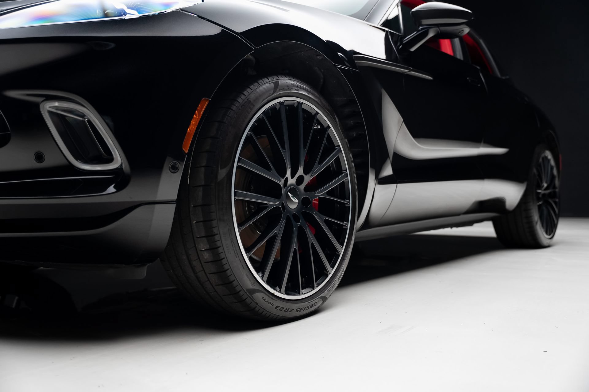 Used 2022 Aston Martin DBX AWD/4WD image 78