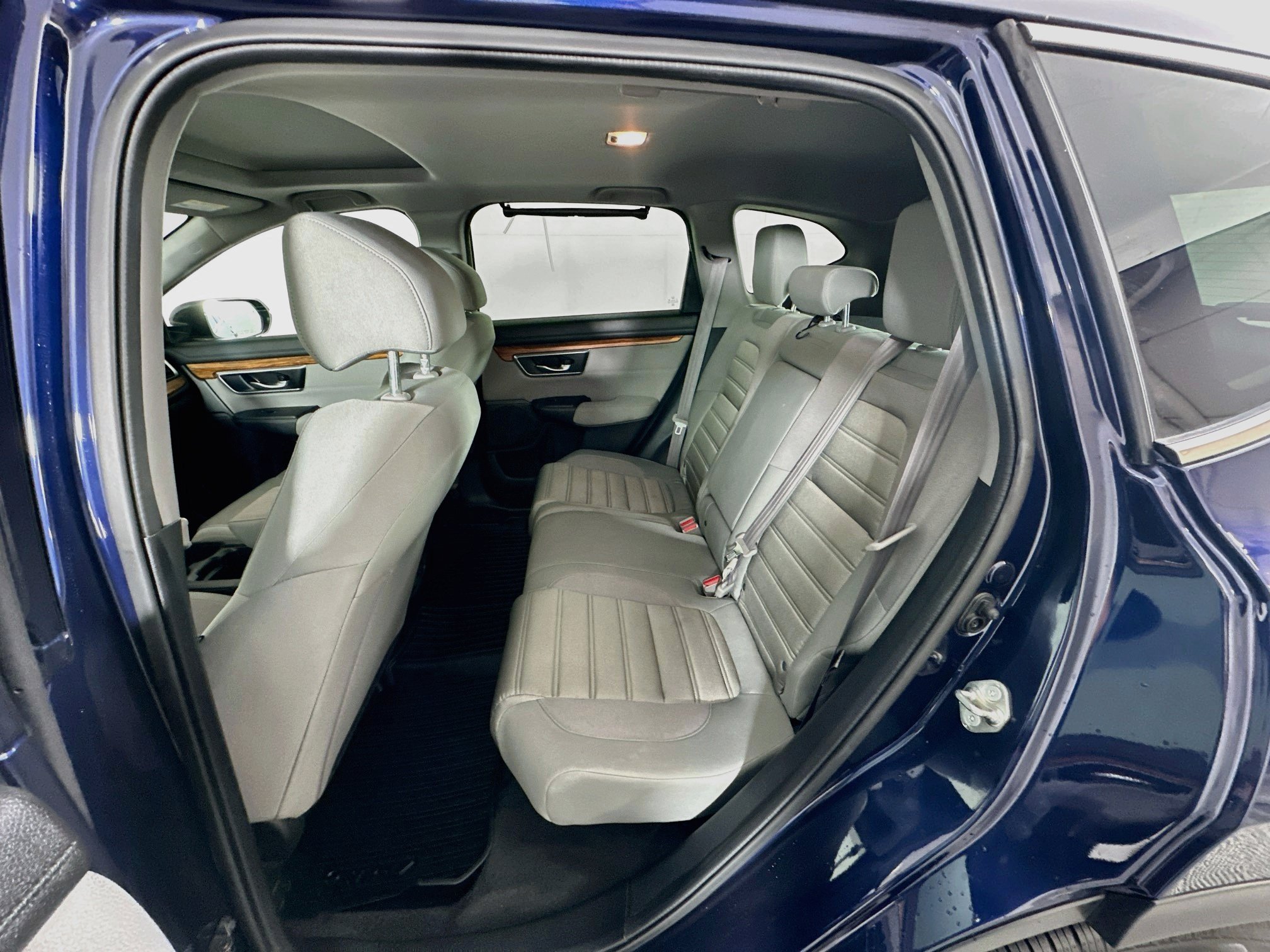 Used 2017 Honda CR-V EX image 27