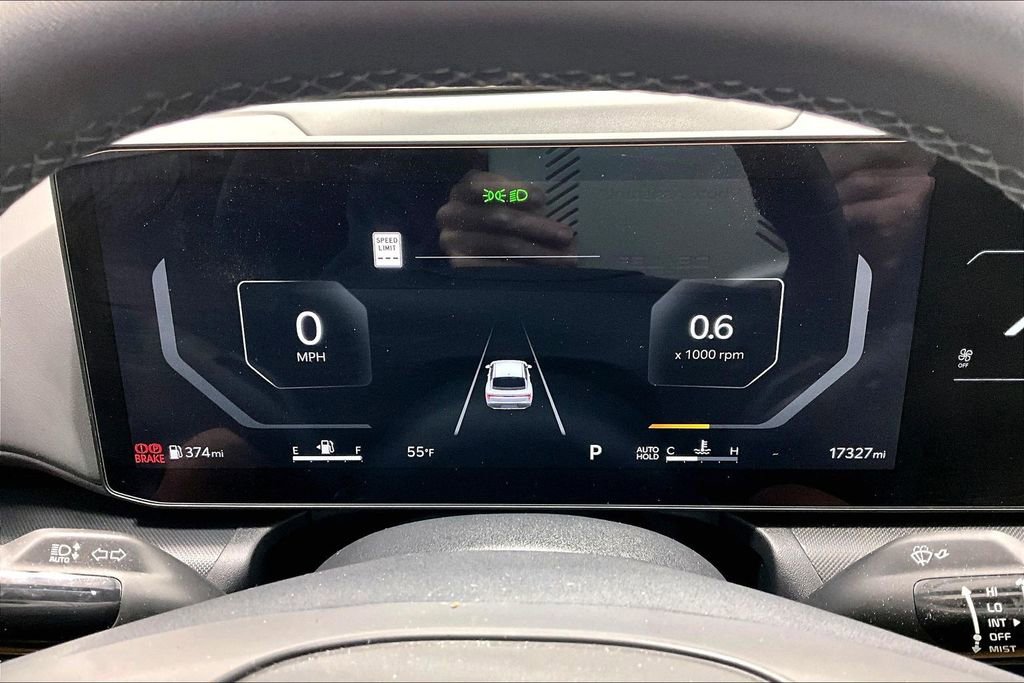 Used 2025 Kia K4 EX FWD image 25