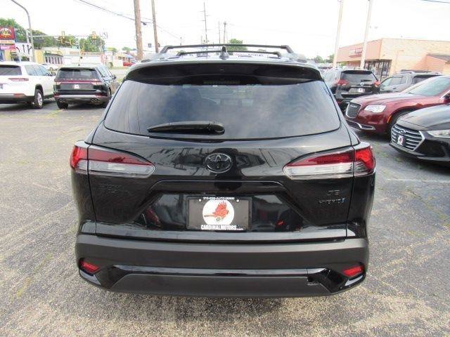 Used 2024 Toyota Corolla Cross AWD Hybrid image 12