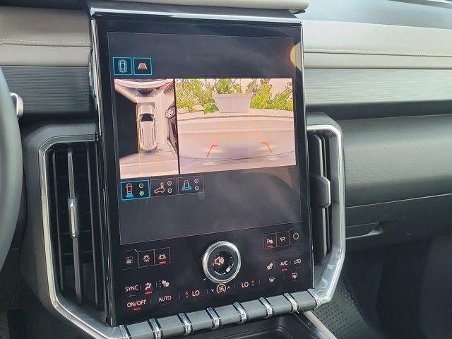 Used 2024 GMC Acadia Elevation FWD image 28