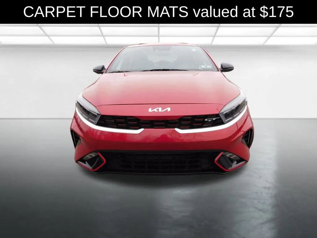 Used 2023 Kia Forte GT image 3