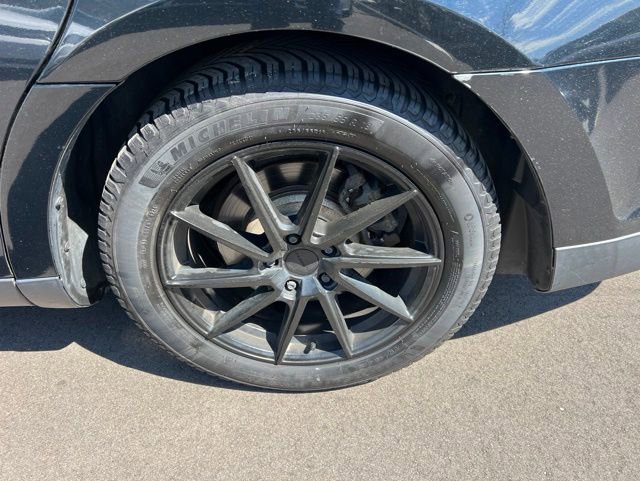 Used 2014 Ford Taurus Limited FWD image 8