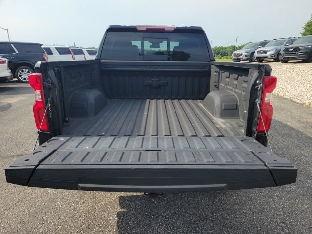 Used 2025 Chevrolet Silverado 1500 RST AWD/4WD image 9