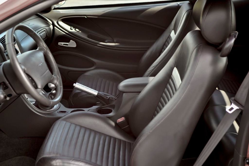 Used 2003 Ford Mustang Mach 1 RWD image 31