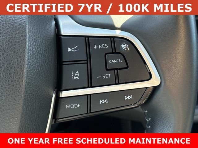 Used 2023 Toyota Highlander XLE AWD/4WD image 24
