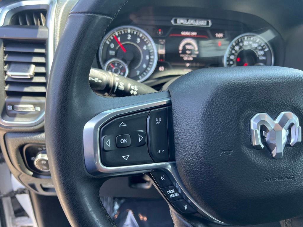 Used 2025 RAM 1500 Laramie AWD/4WD image 18