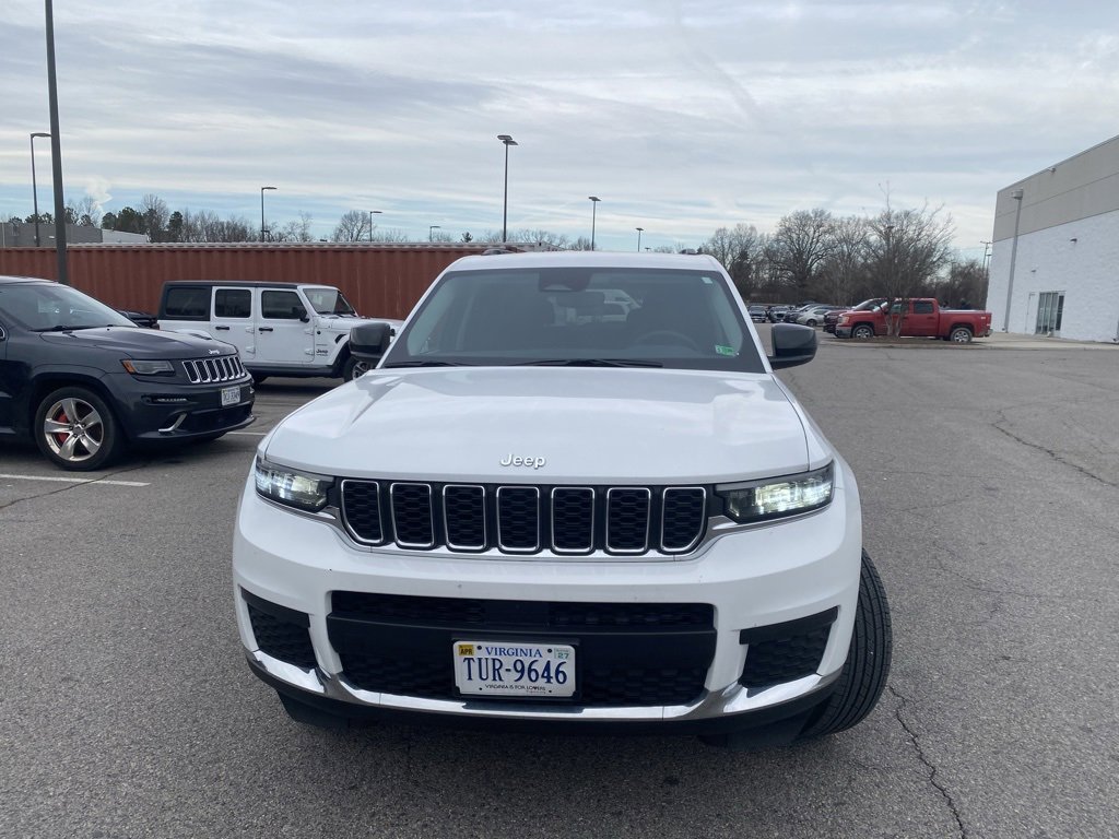 Used 2023 Jeep Grand Cherokee L Laredo w/ Trailer Tow Group (B) image 3