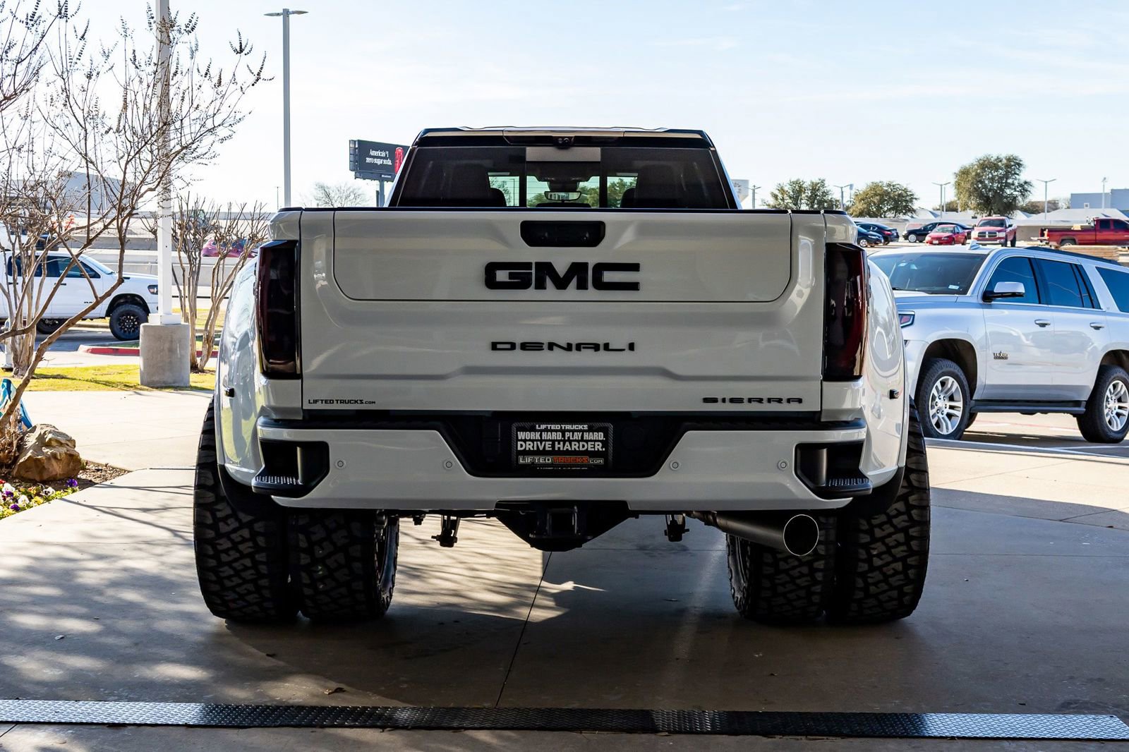 Used 2026 GMC Sierra 3500 Denali Ultimate AWD/4WD image 8