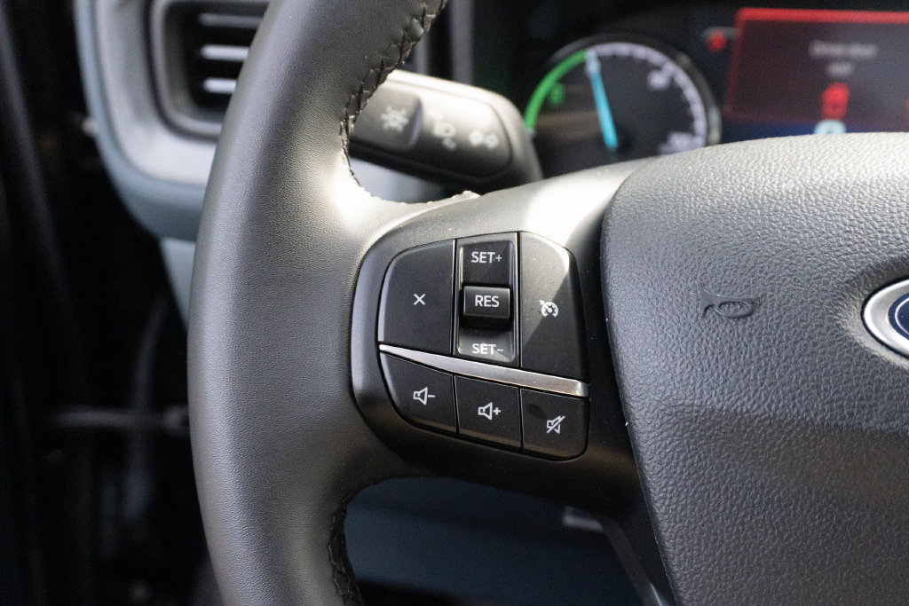 Used 2023 Ford Maverick Lariat w/ Black Appearance Package FWD image 23