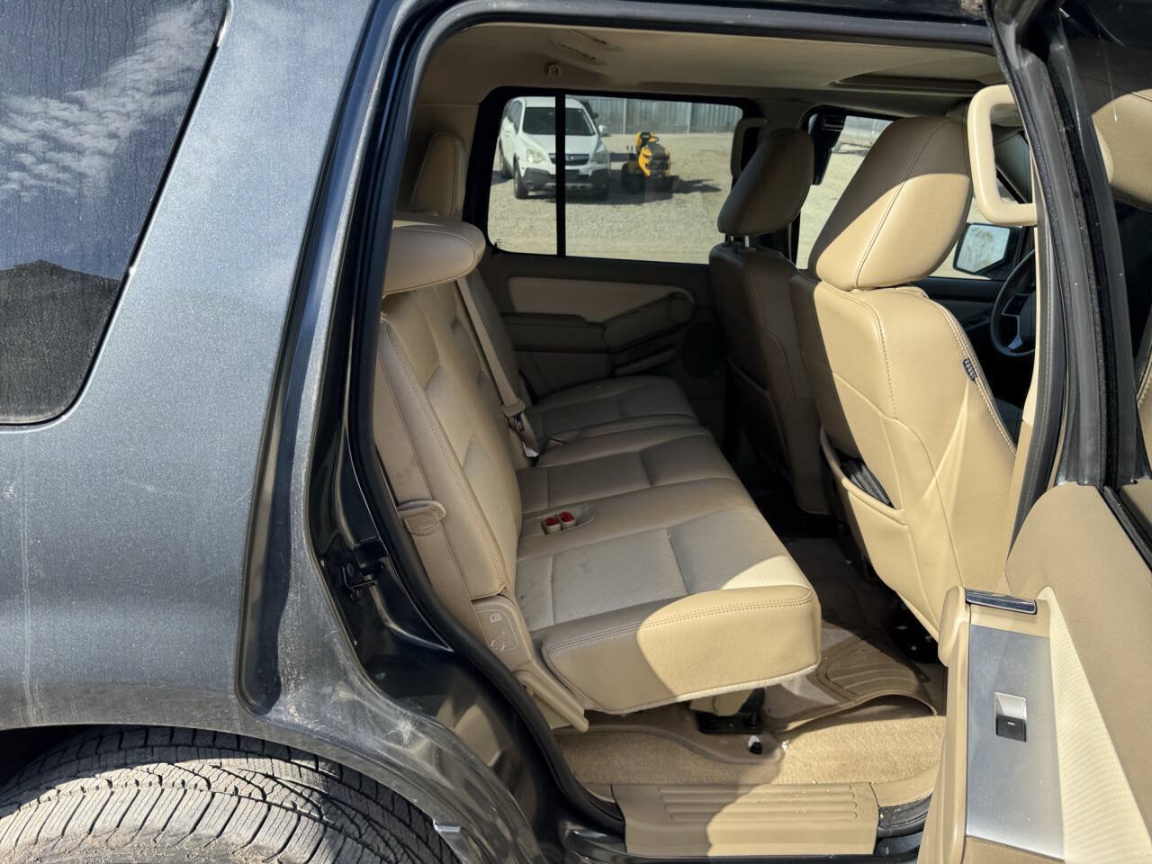 Used 2010 Mercury Mountaineer Premier AWD/4WD image 25