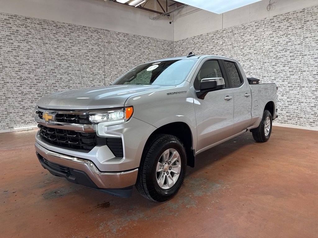 Used 2022 Chevrolet Silverado 1500 LT w/ Protection Package image 3