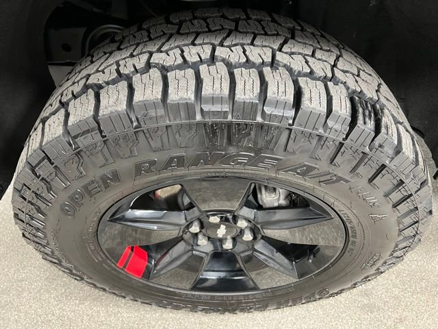 Used 2018 Chevrolet Colorado LT w/ Redline Special Edition AWD/4WD image 15