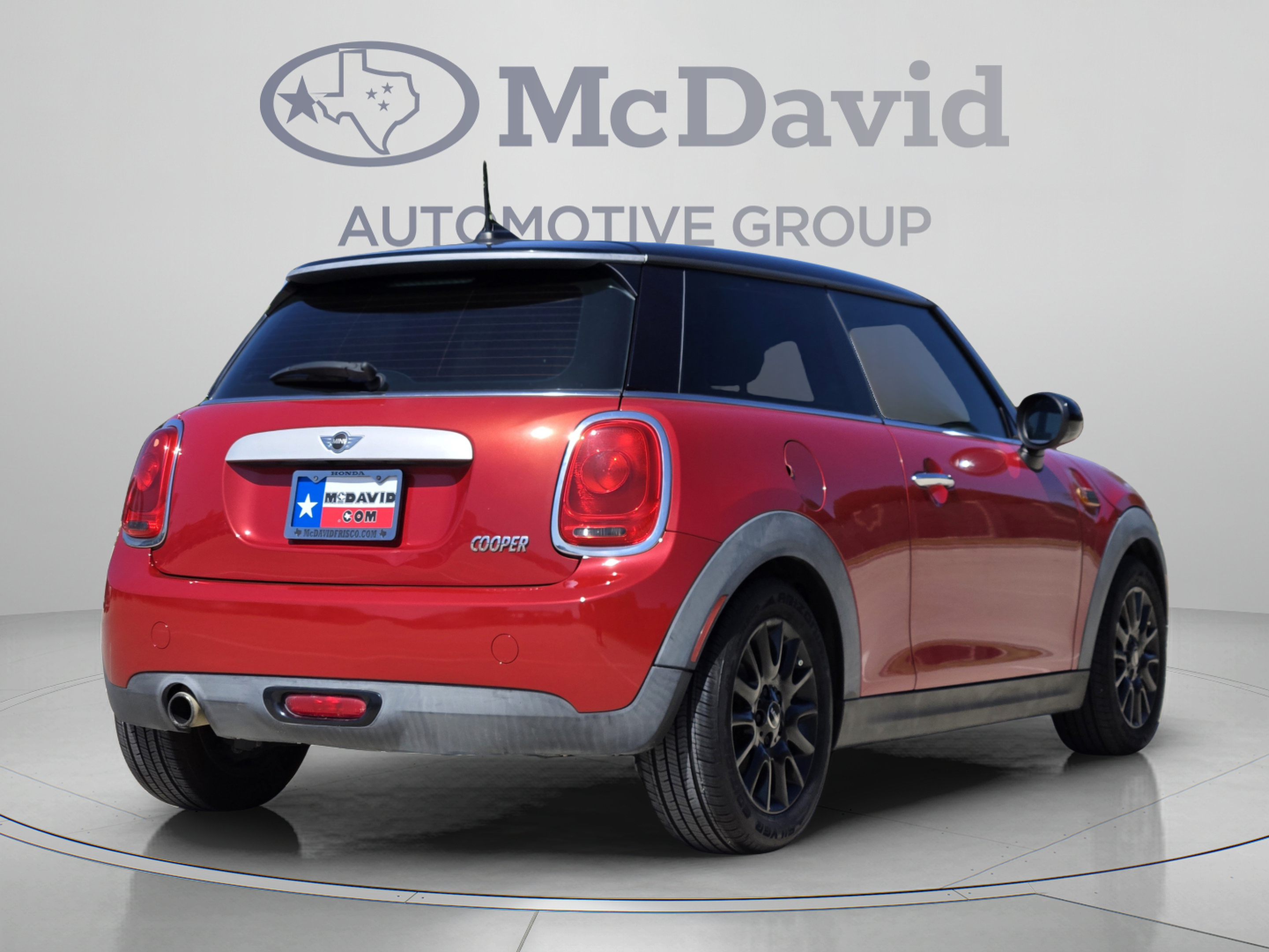Used 2015 MINI Cooper 2-Door Hardtop FWD image 6