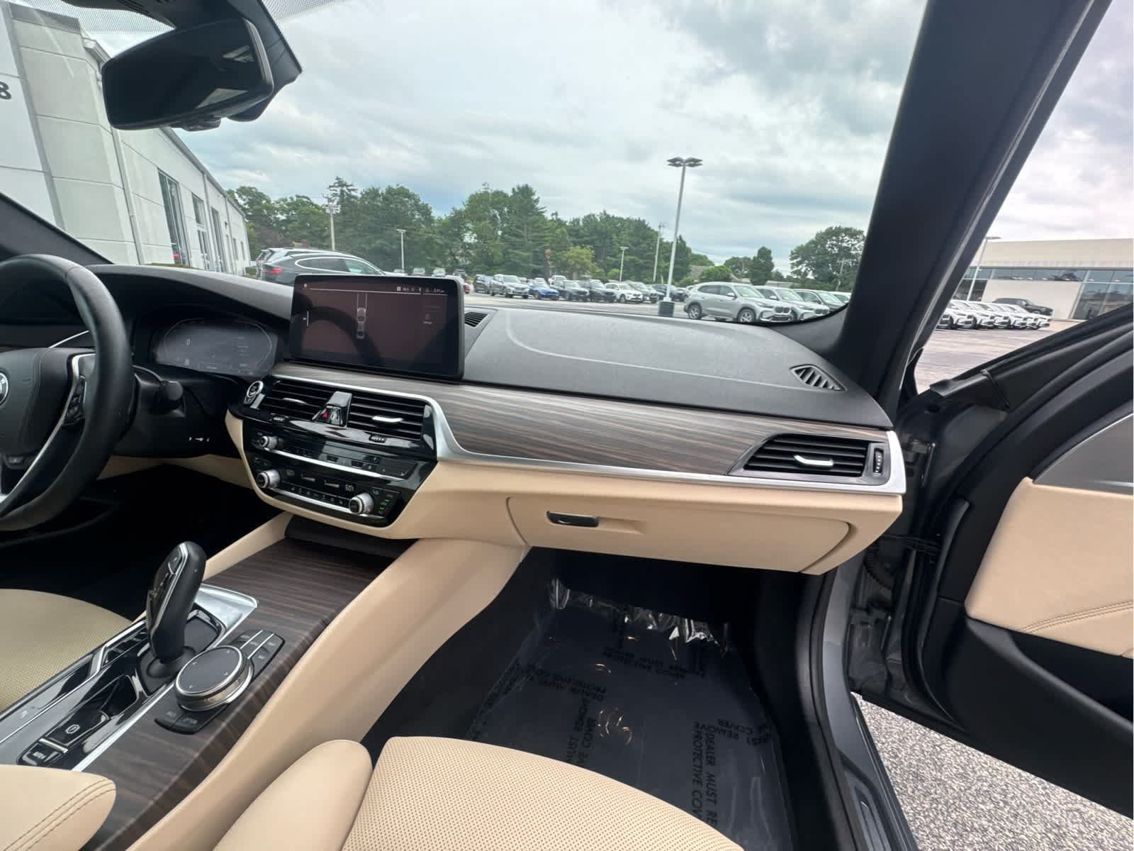 Used 2023 BMW 530i xDrive w/ Convenience Package AWD/4WD image 26