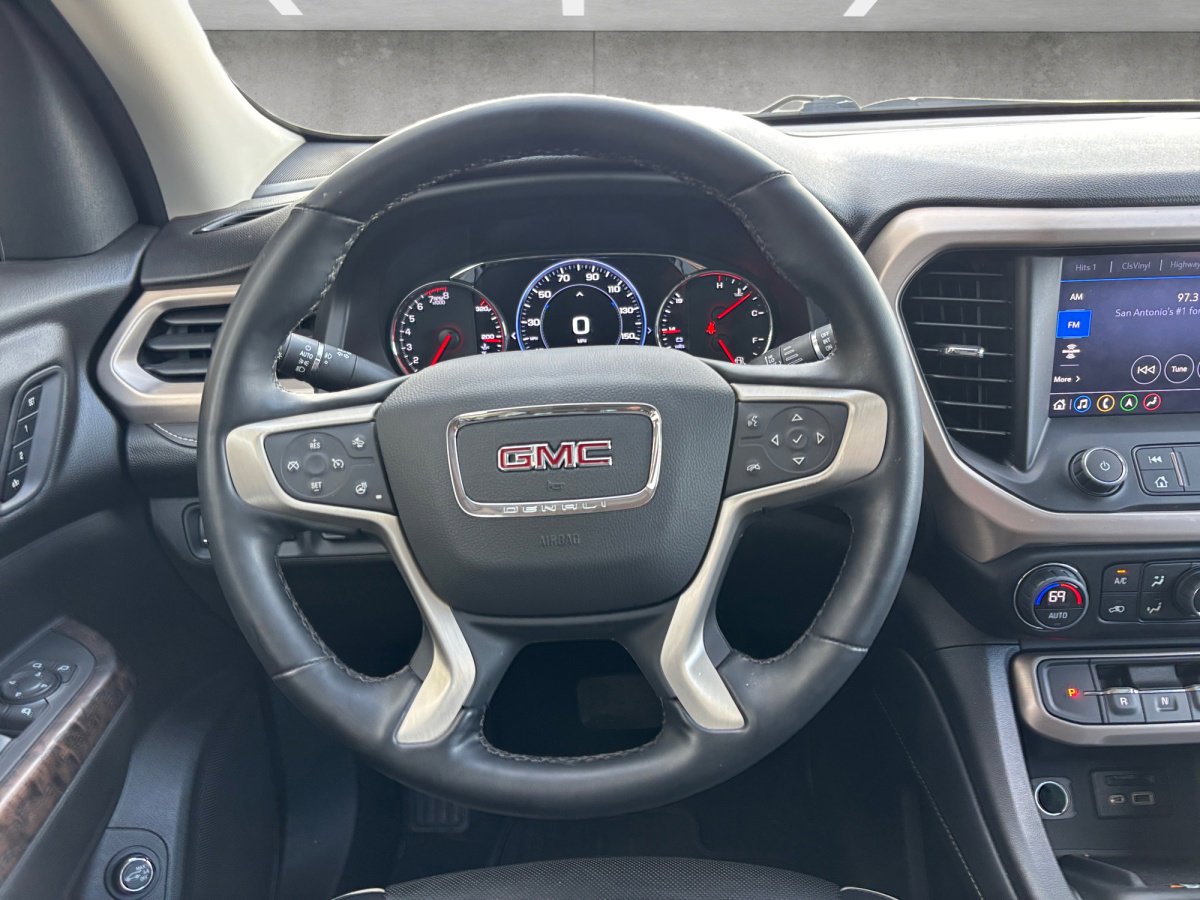 Used 2023 GMC Acadia Denali w/ Denali Ultimate Package image 25