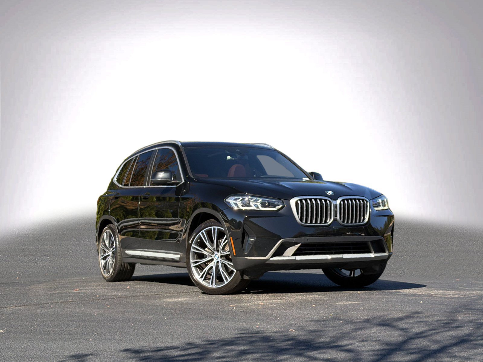Used 2024 BMW X3 sDrive30i w/ Convenience Package w/ZPA RWD image 2