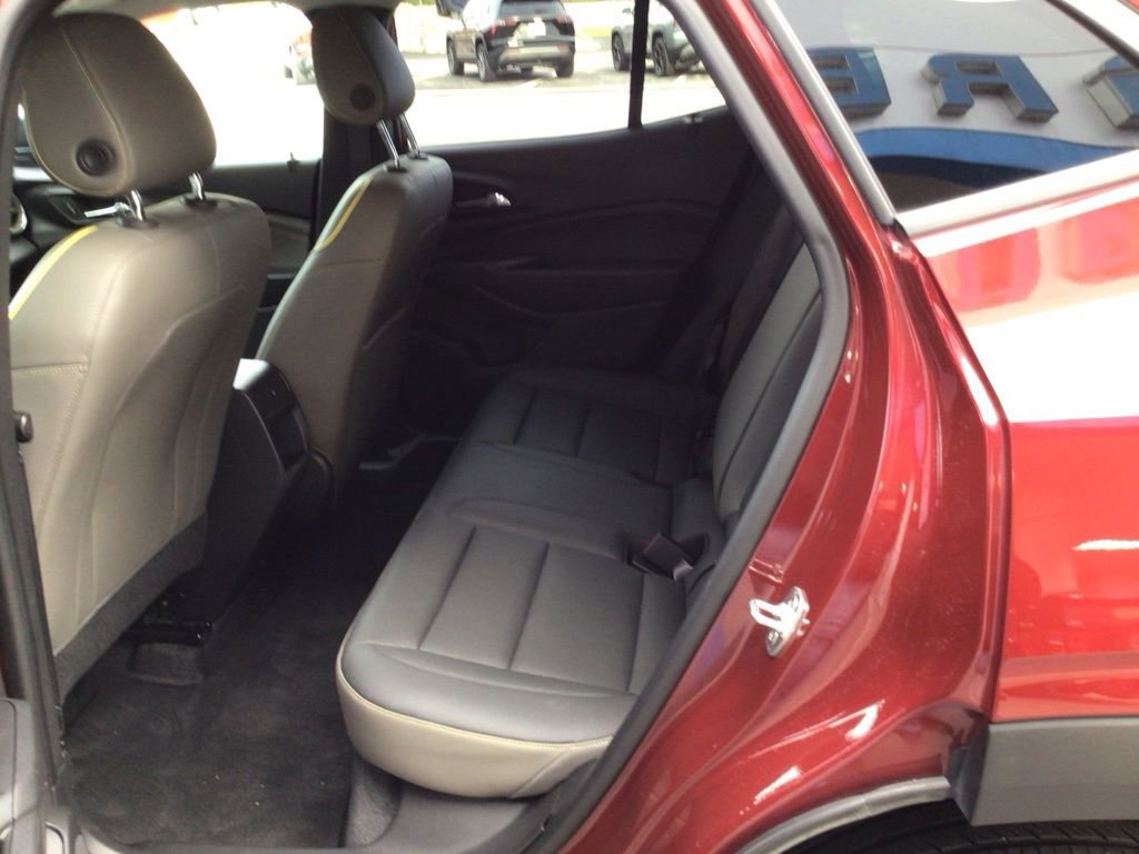 Used 2024 Chevrolet Trax ACTIV w/ Driver Confidence Package image 15