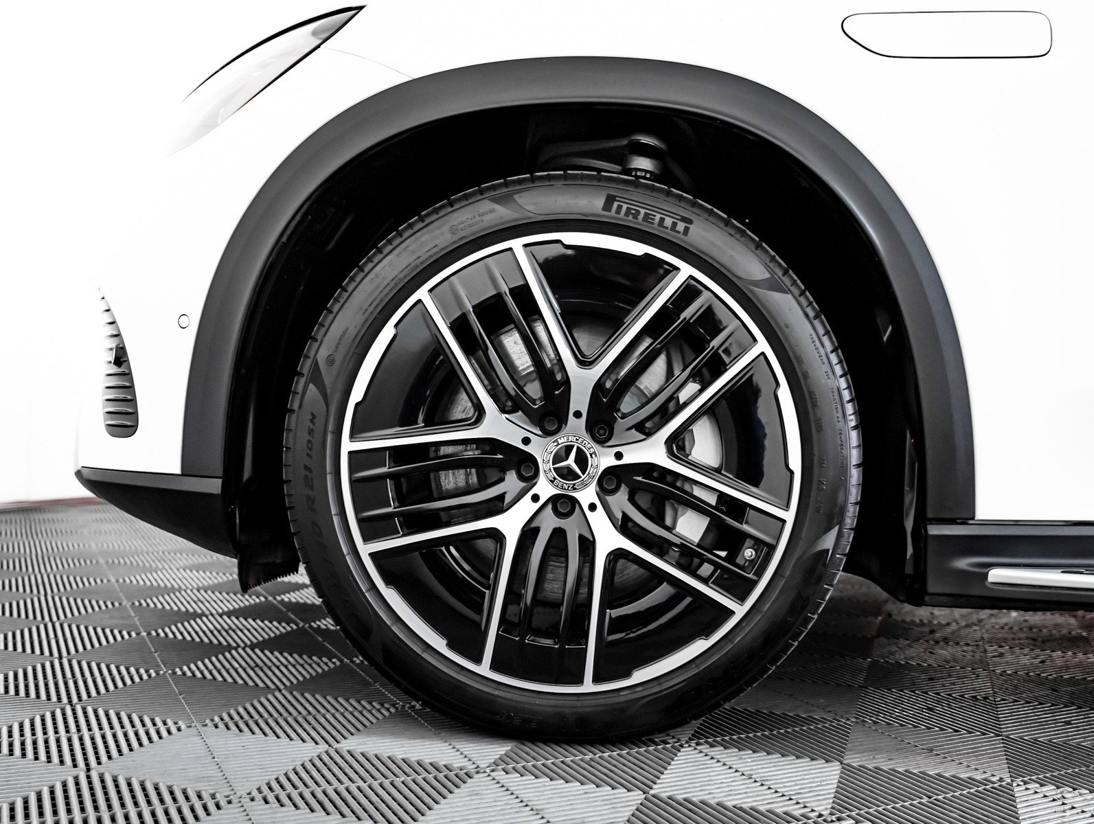 Certified 2024 Mercedes-Benz EQE 350+ SUV w/ Driver Assistance Package image 4