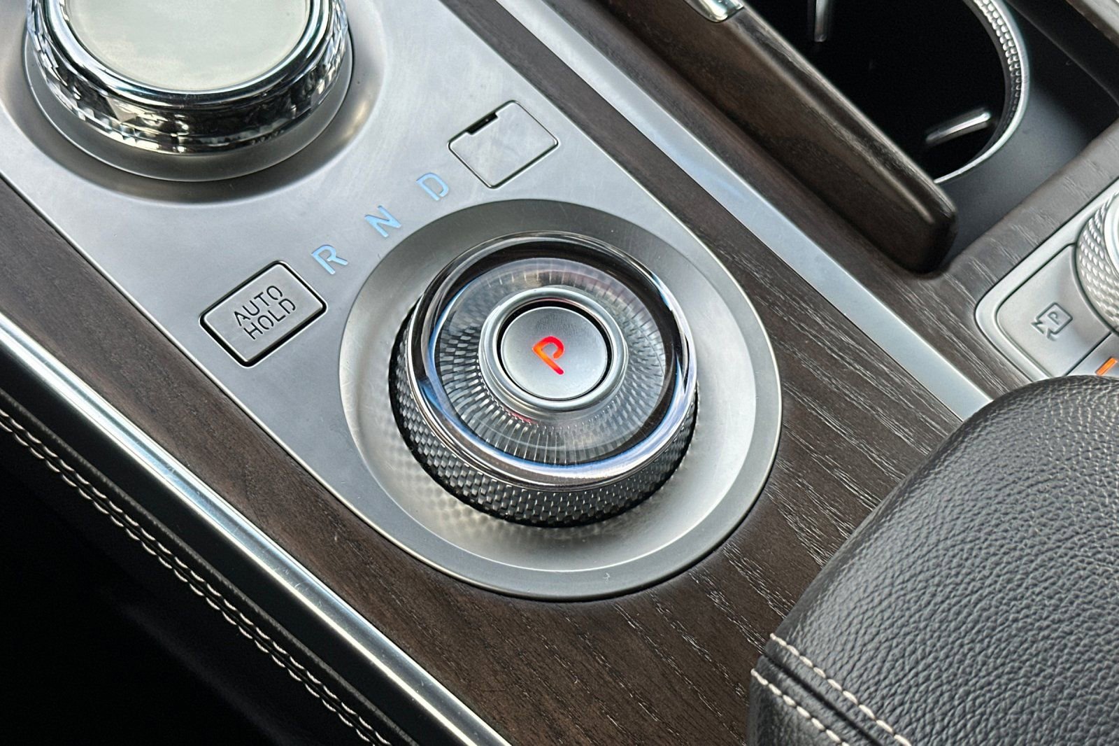 Used 2023 Genesis GV80 3.5T Advanced + w/ Cargo Package image 23