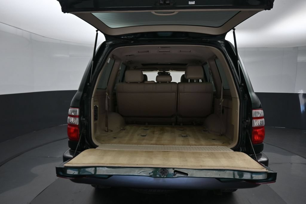 Used 2004 Toyota Land Cruiser AWD/4WD image 44