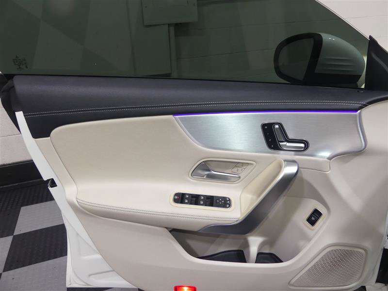 Used 2021 Mercedes-Benz CLA 250 image 18