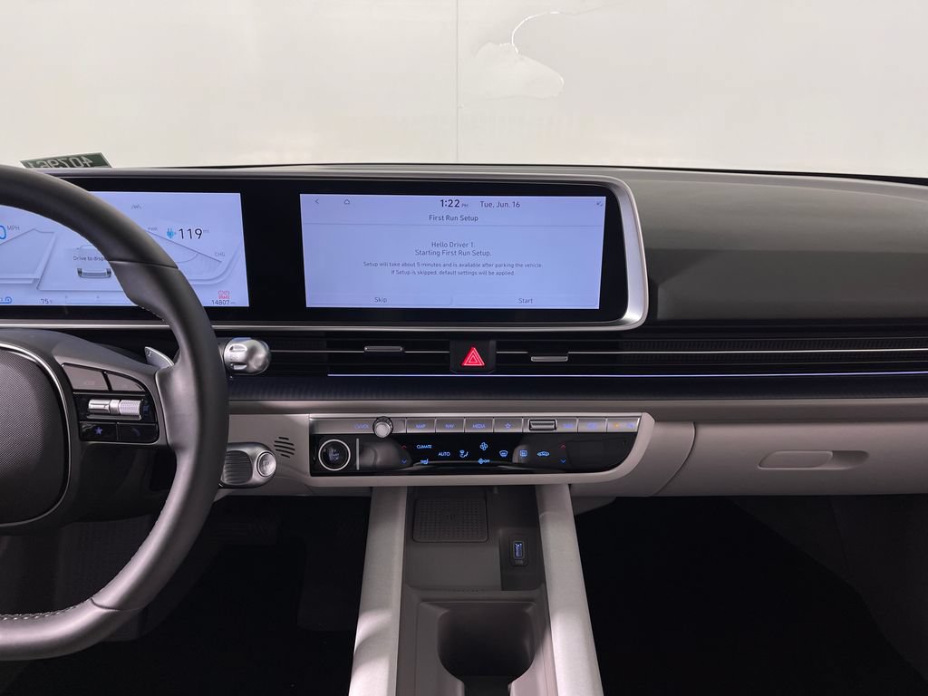 Used 2023 Hyundai Ioniq 6 SEL RWD image 16