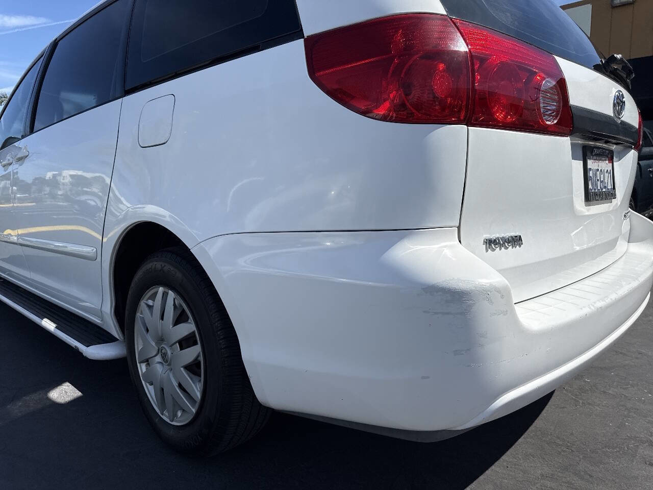 Used 2006 Toyota Sienna CE FWD image 38