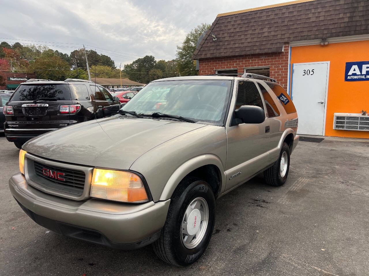 Used 2000 GMC Jimmy SLS w/ Pwr Convenience Pkg