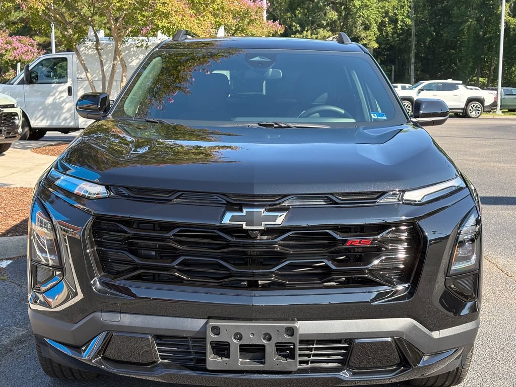 New 2027 Chevrolet Equinox RS w/ LPO, Trailering Package AWD/4WD image 3