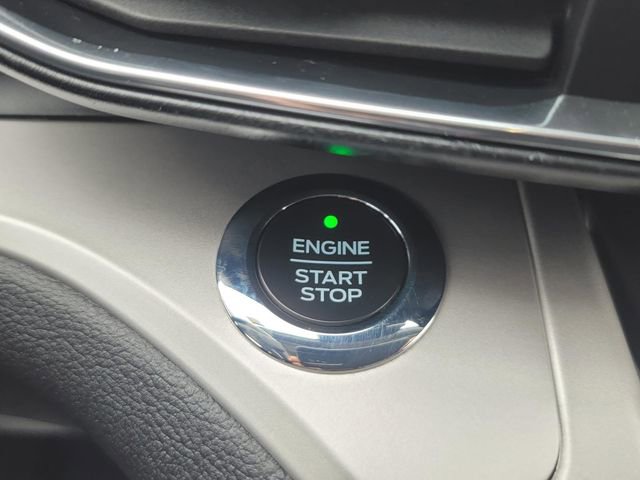 Used 2020 Ford Explorer XLT w/ Equipment Group 202A image 32