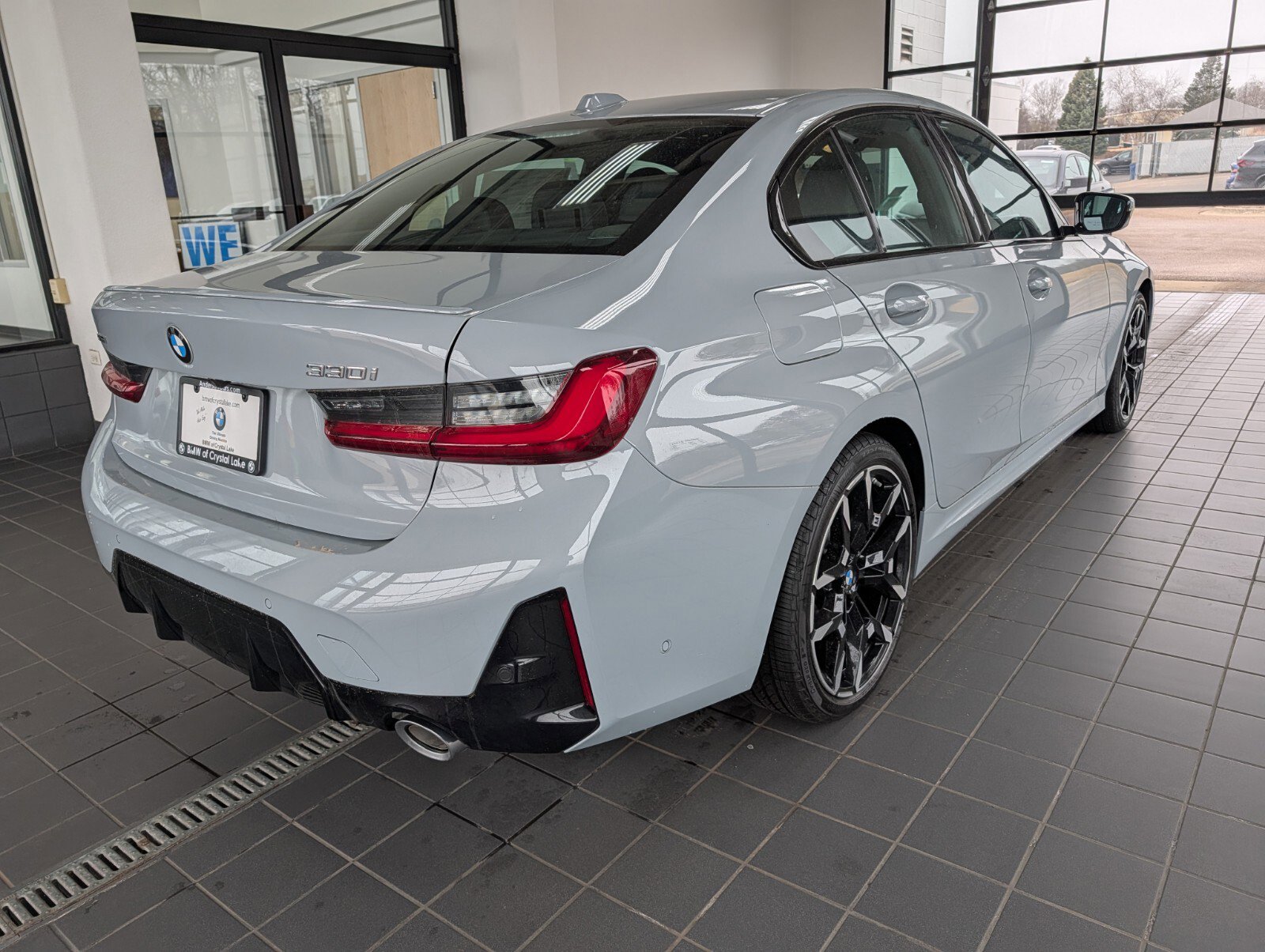 New 2026 BMW 330i xDrive Sedan w/ M Sport Package AWD/4WD image 2