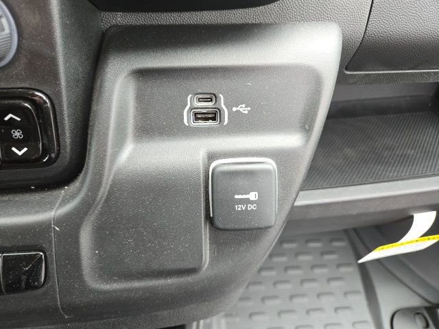 Used 2024 RAM ProMaster 3500 w/ Delivery Van Package image 25