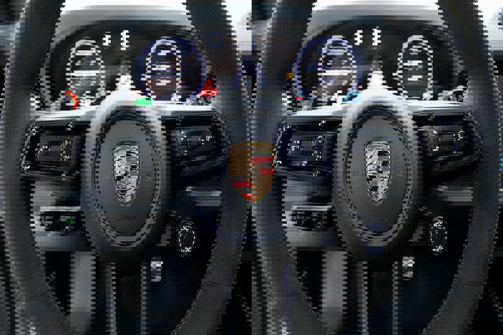 New 2026 Porsche Cayenne GTS image 14