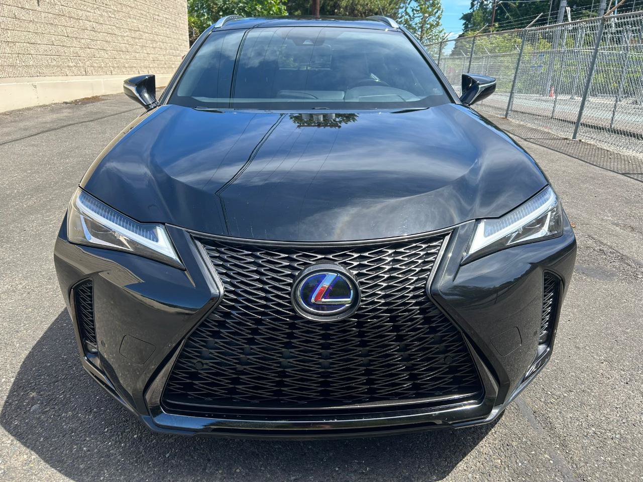 Used 2021 Lexus UX 250h F Sport AWD/4WD image 2