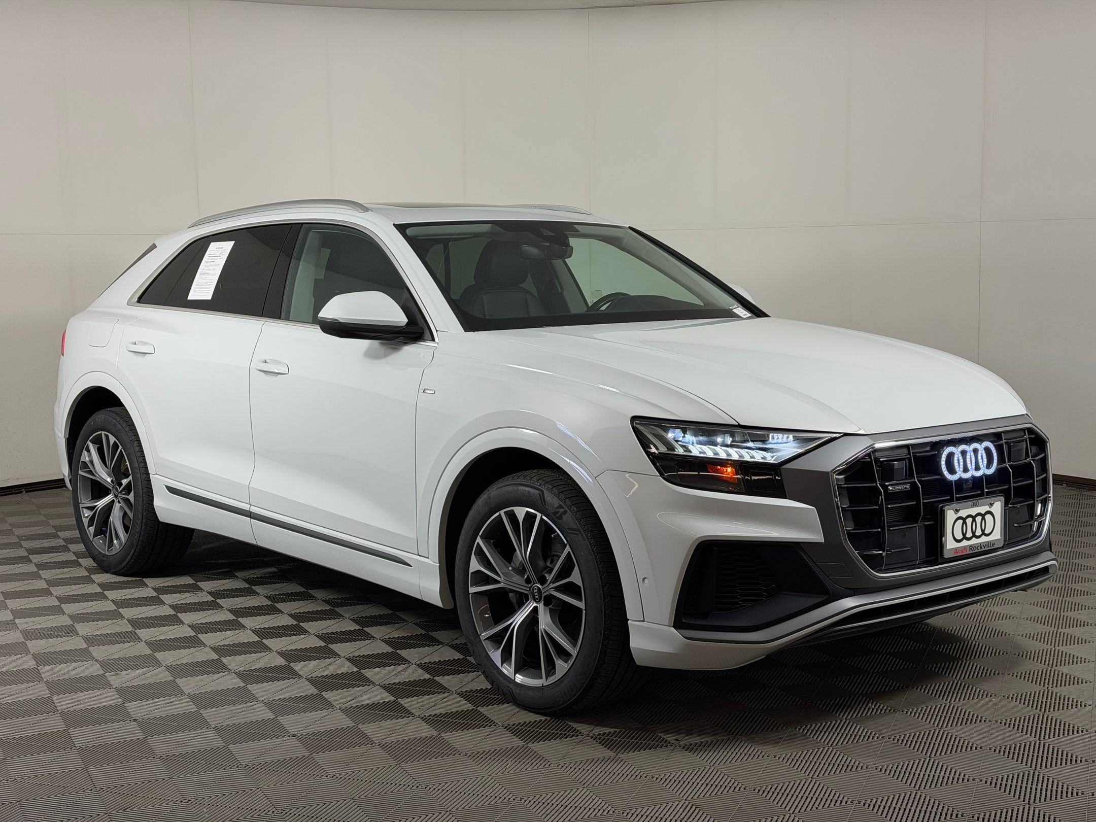 Certified 2023 Audi Q8 Premium Plus w/ Premium Plus Package AWD/4WD image 7