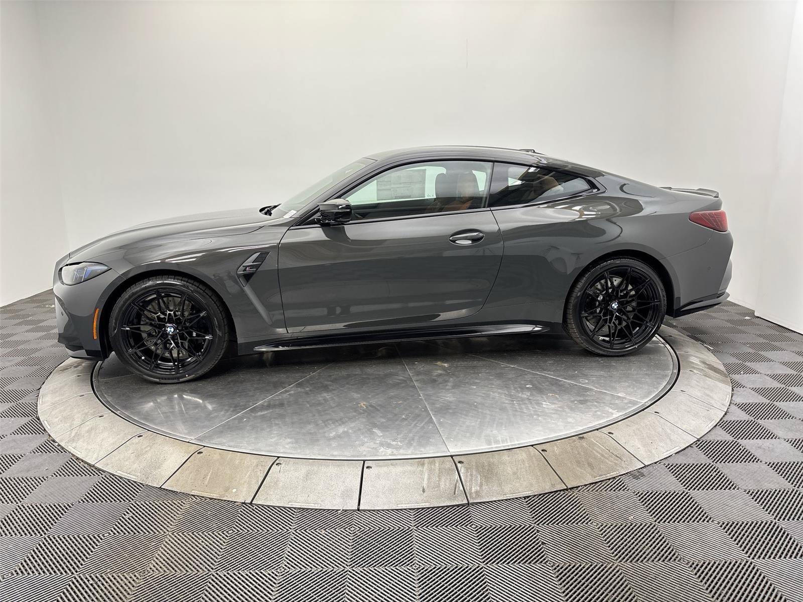 New 2027 BMW M4 xDrive Competition AWD/4WD image 16