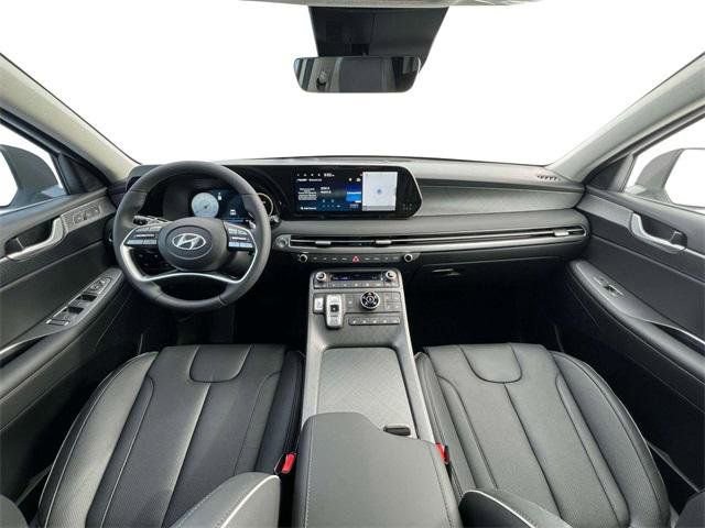 Certified 2025 Hyundai Palisade Limited image 14
