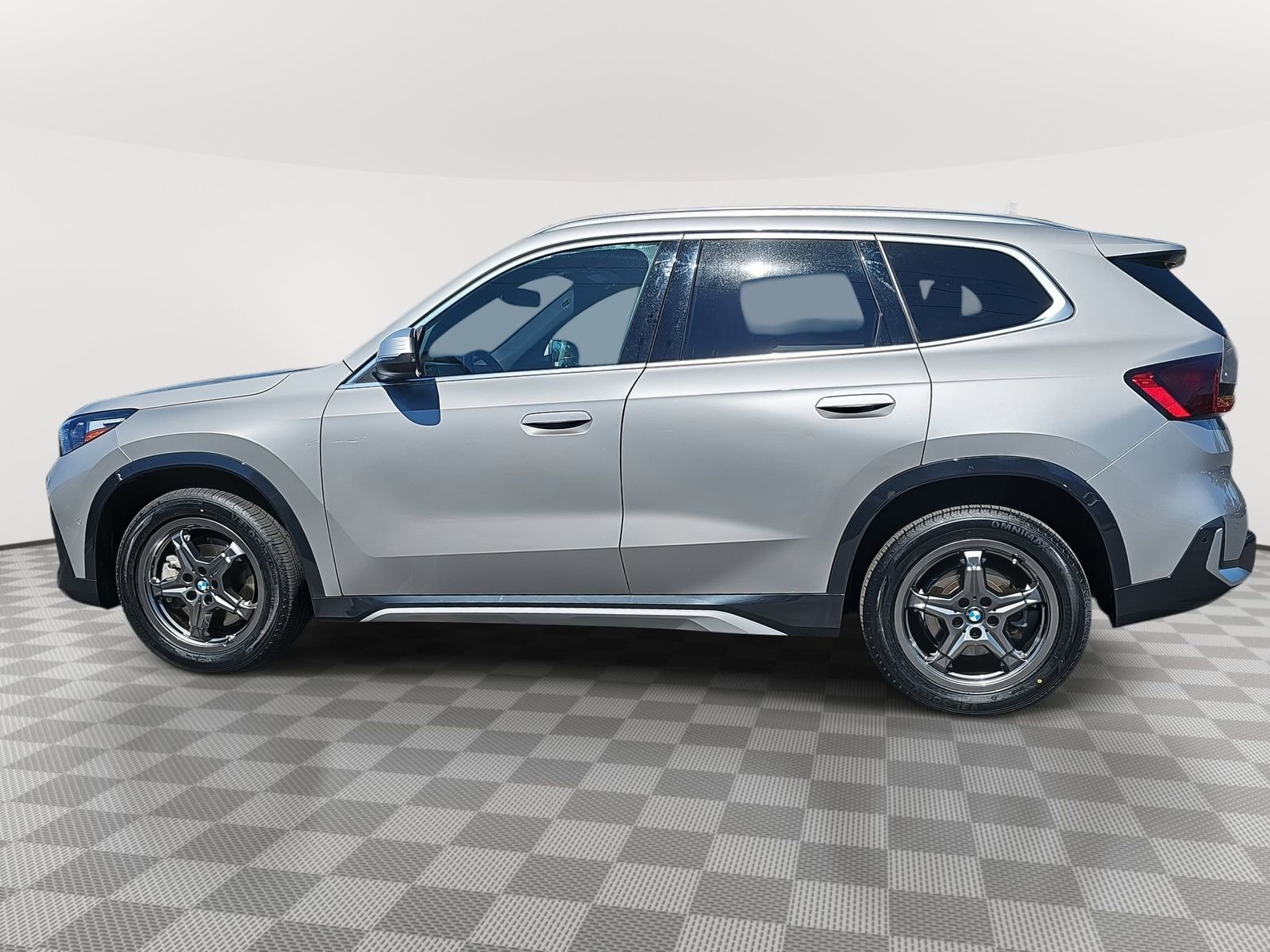 Used 2024 BMW X1 xDrive28i image 8