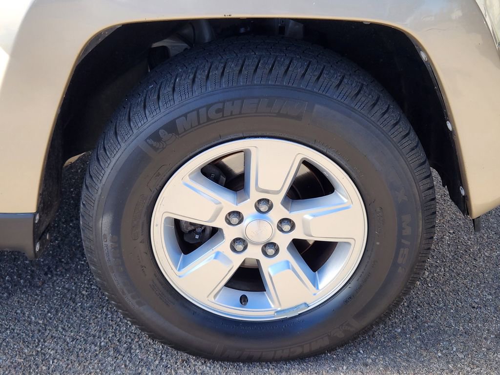 Used 2011 Jeep Liberty Sport w/ Popular Equipment Group image 14