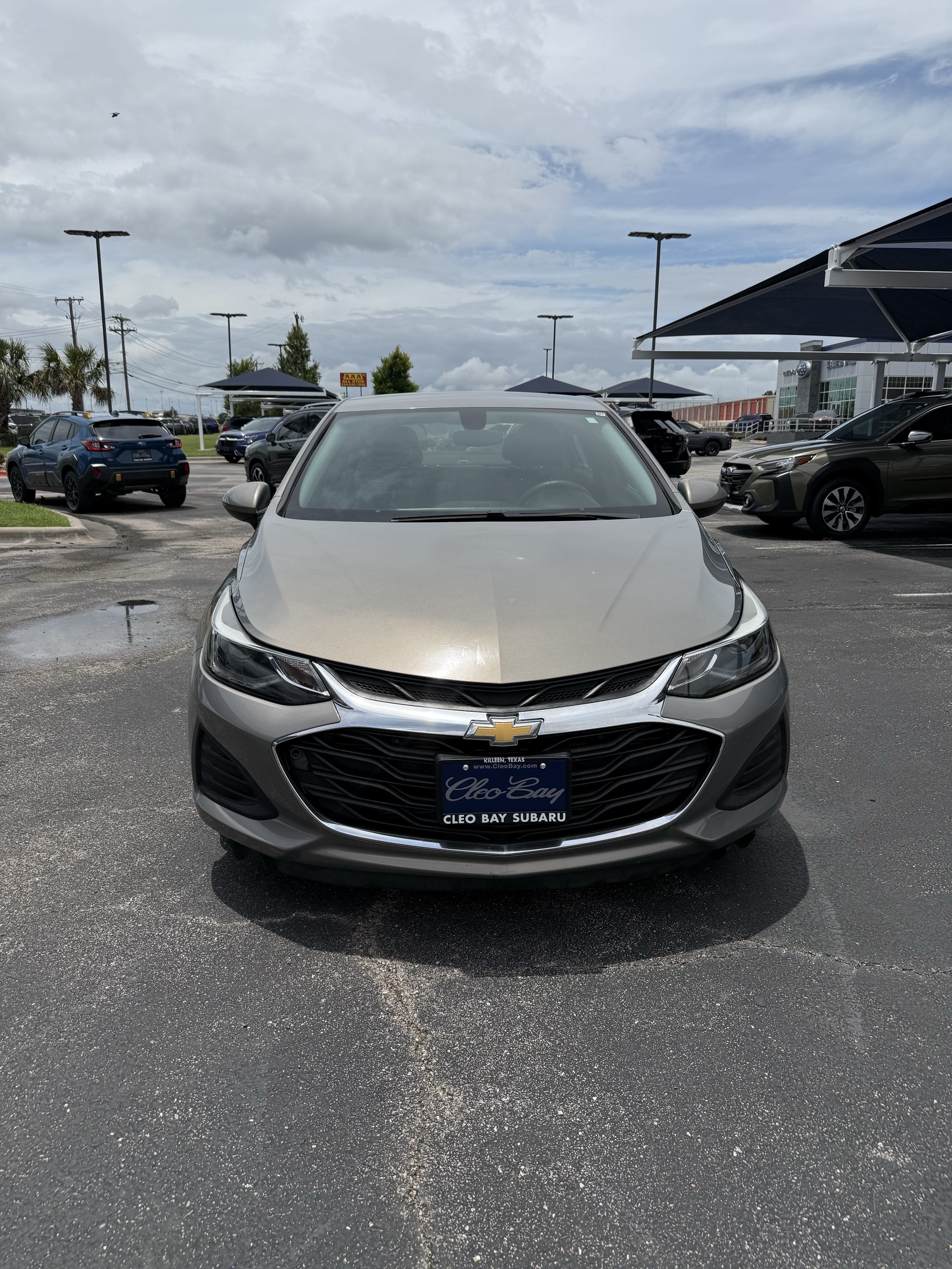 Used 2019 Chevrolet Cruze LT w/ Convenience Package FWD image 2