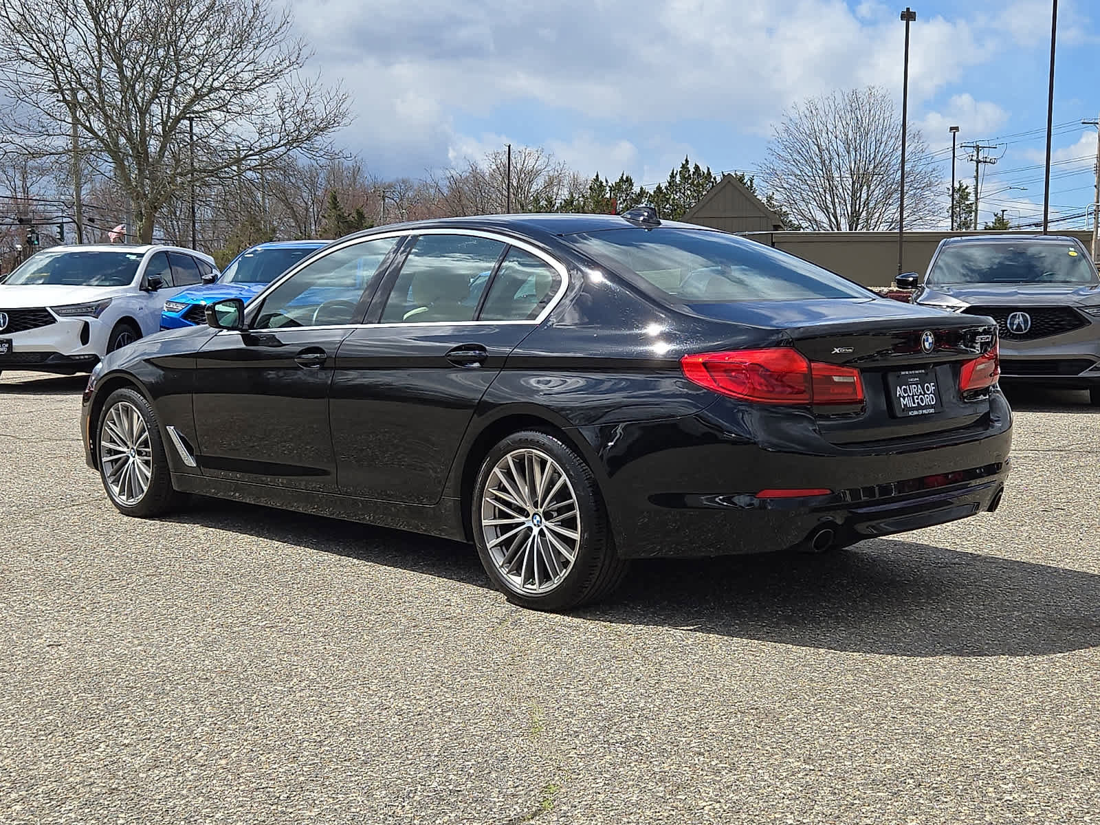 Used 2020 BMW 530i xDrive w/ Premium Package image 7
