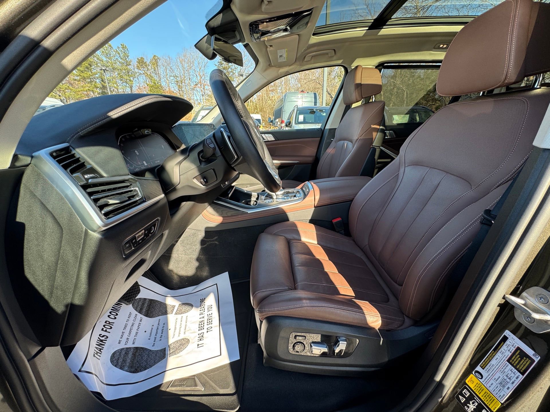 Used 2022 BMW X7 xDrive40i w/ Premium Package image 5