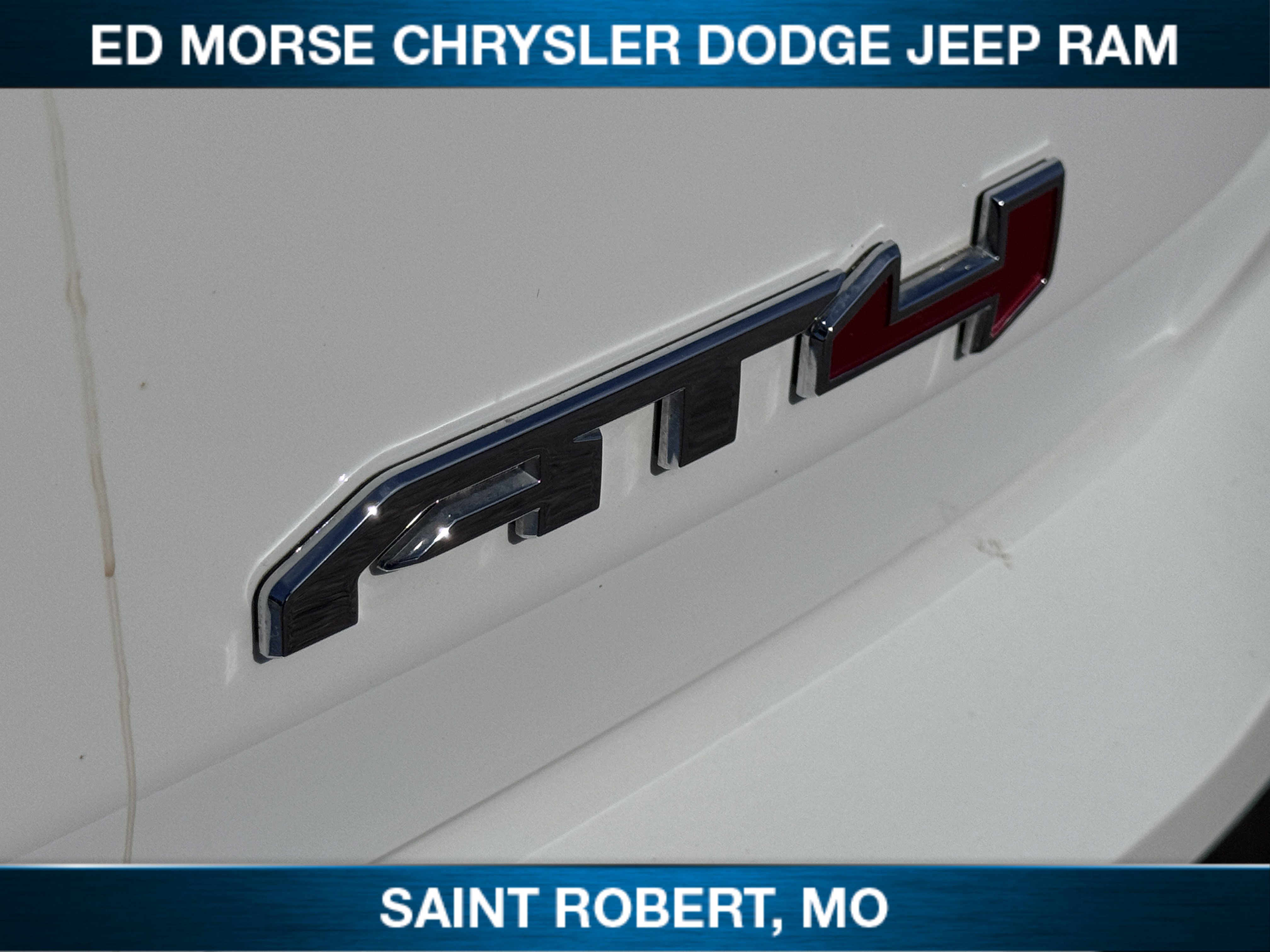 Used 2024 GMC Terrain AT4 image 13