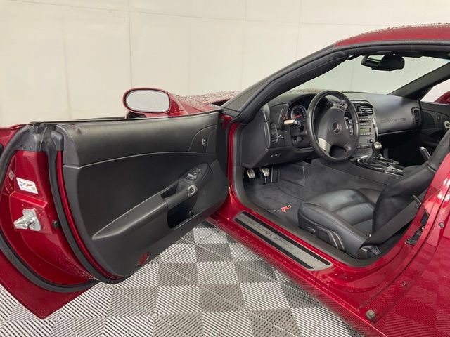 Used 2009 Chevrolet Corvette Coupe RWD image 16