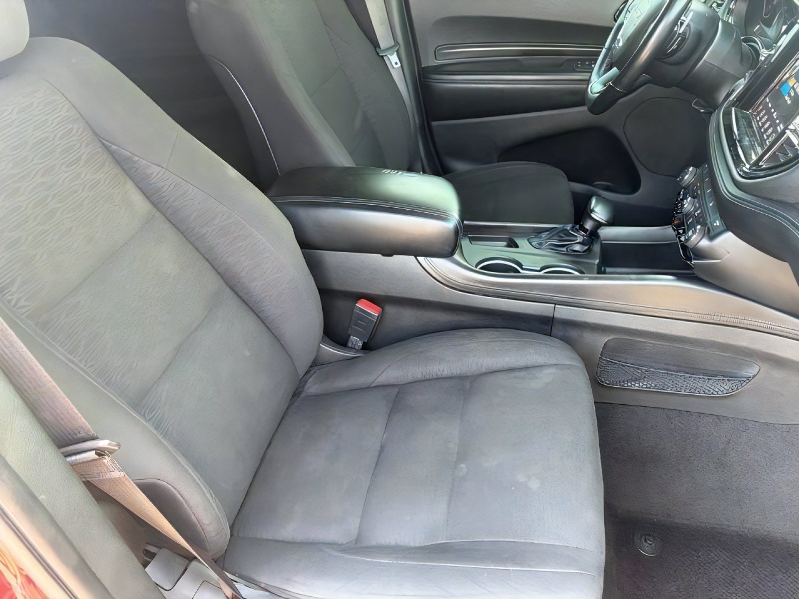 Used 2022 Dodge Durango GT w/ Blacktop Package RWD image 31