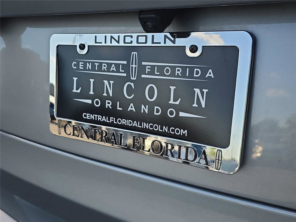 Used 2024 BMW X5 xDrive40i w/ Executive Package image 7